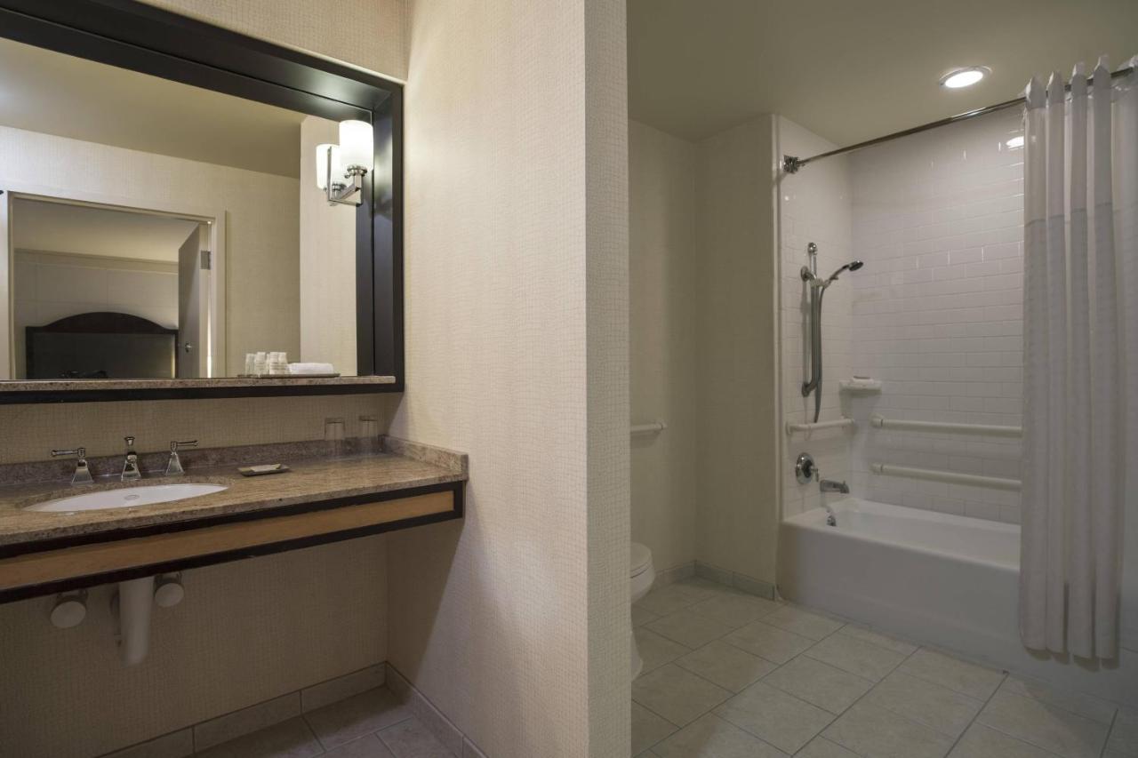 Renaissance New Orleans Arts Warehouse District Hotel Экстерьер фото