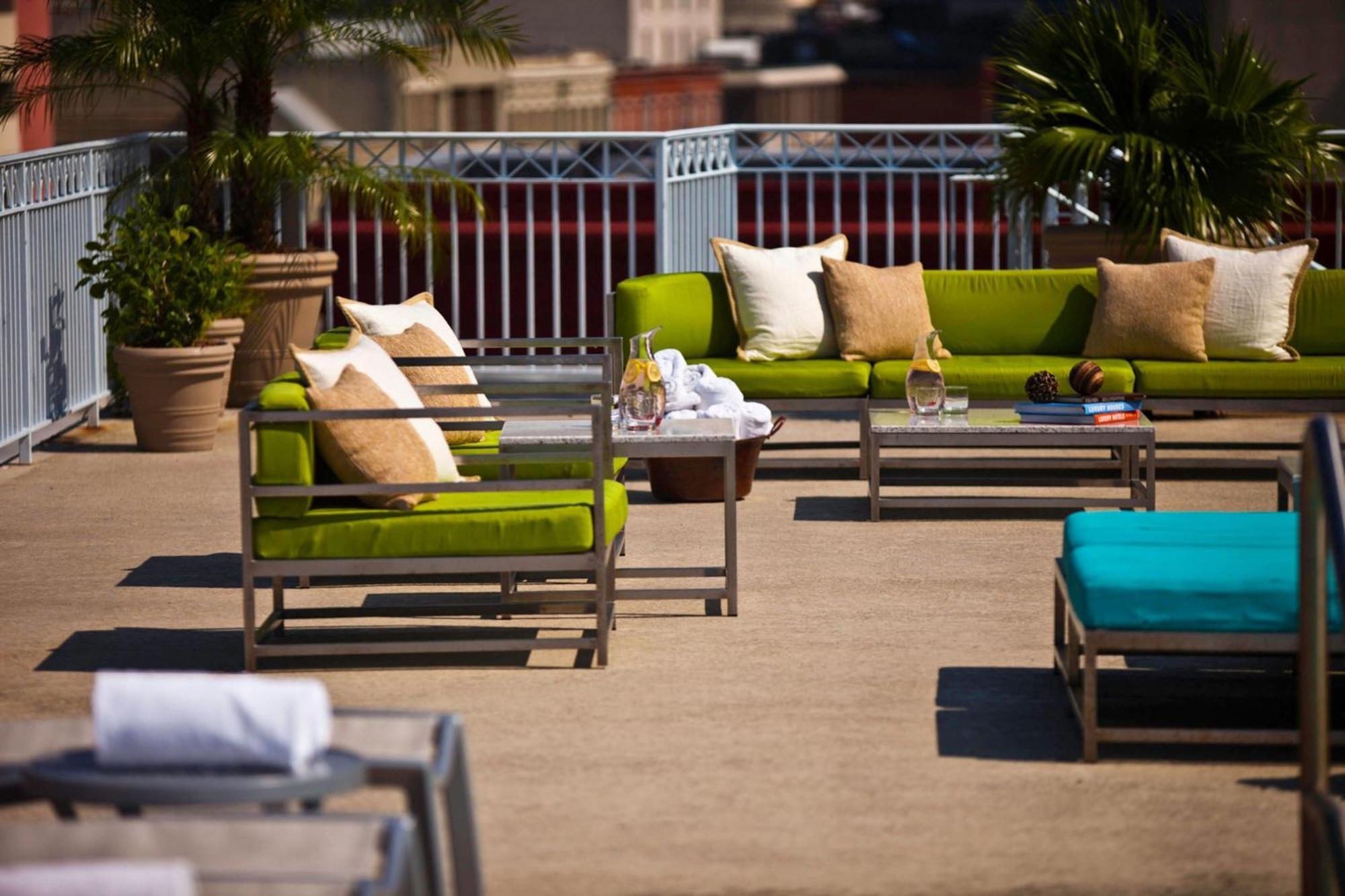 Renaissance New Orleans Arts Warehouse District Hotel Экстерьер фото